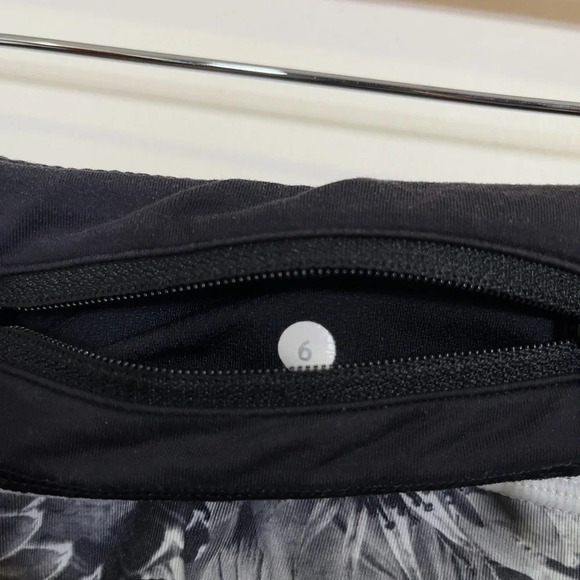 LULULEMON | UP THE PACE CROP - Picture 10 of 10